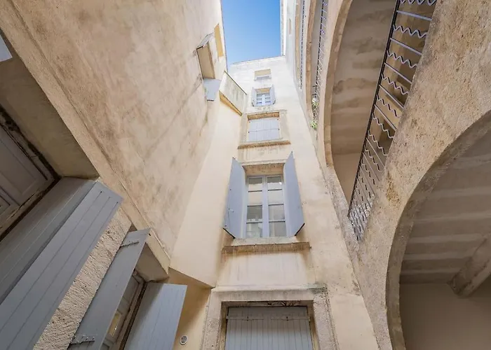 Le Petit Saint Jean T2, Clim, Centre Historique
