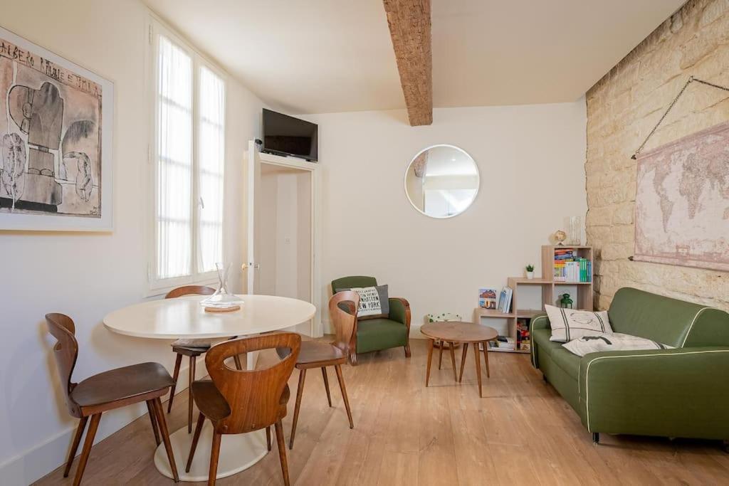 Le Petit Saint Jean T2, Clim, Centre Historique Apartment